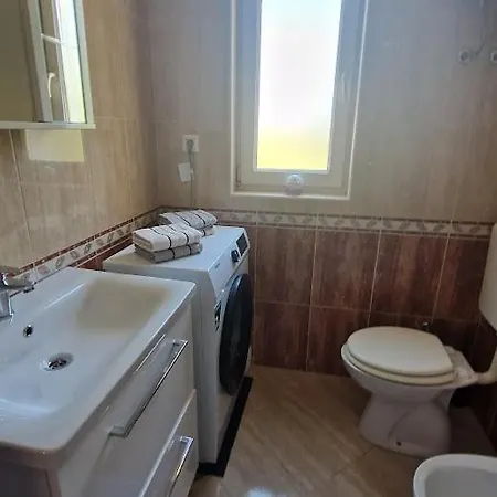 شقة Mario أوماغ